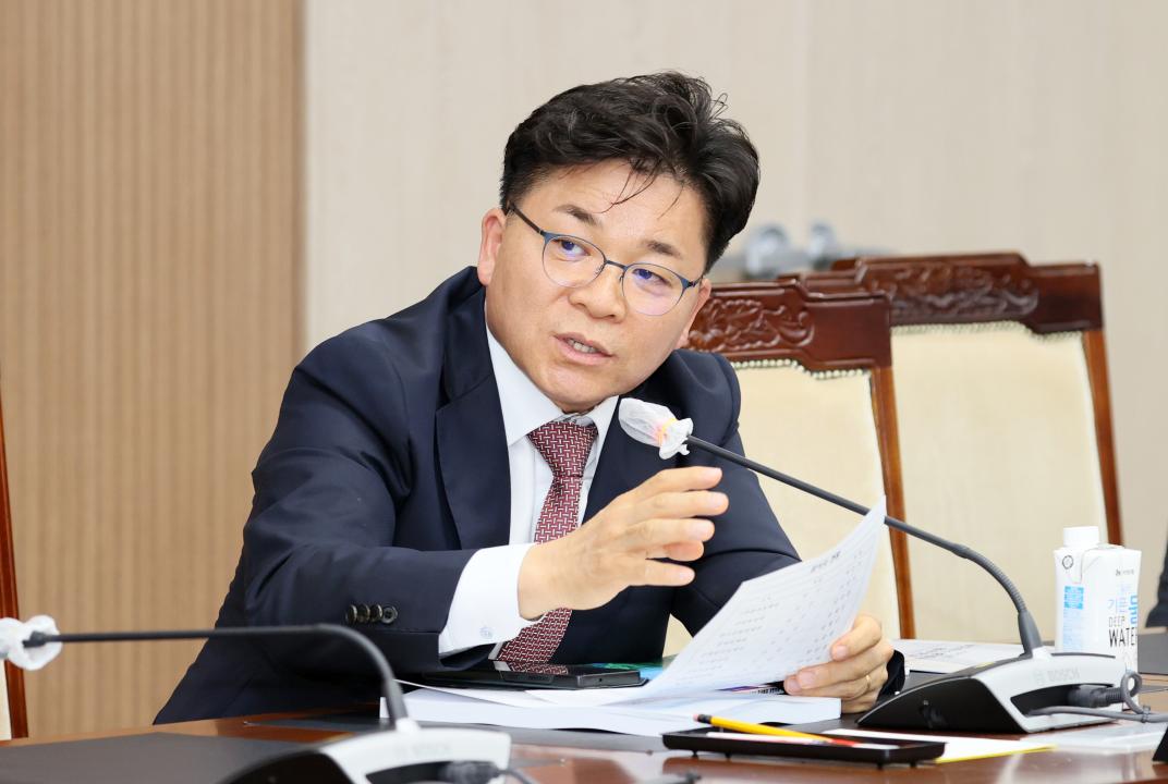 '제2차 충청남도 2045 탄소중립·녹색성장 실현을 위한 특별위원회' 게시글의 사진(55) '250421_2045탄소중립 녹생성장 특위_102.JPG'