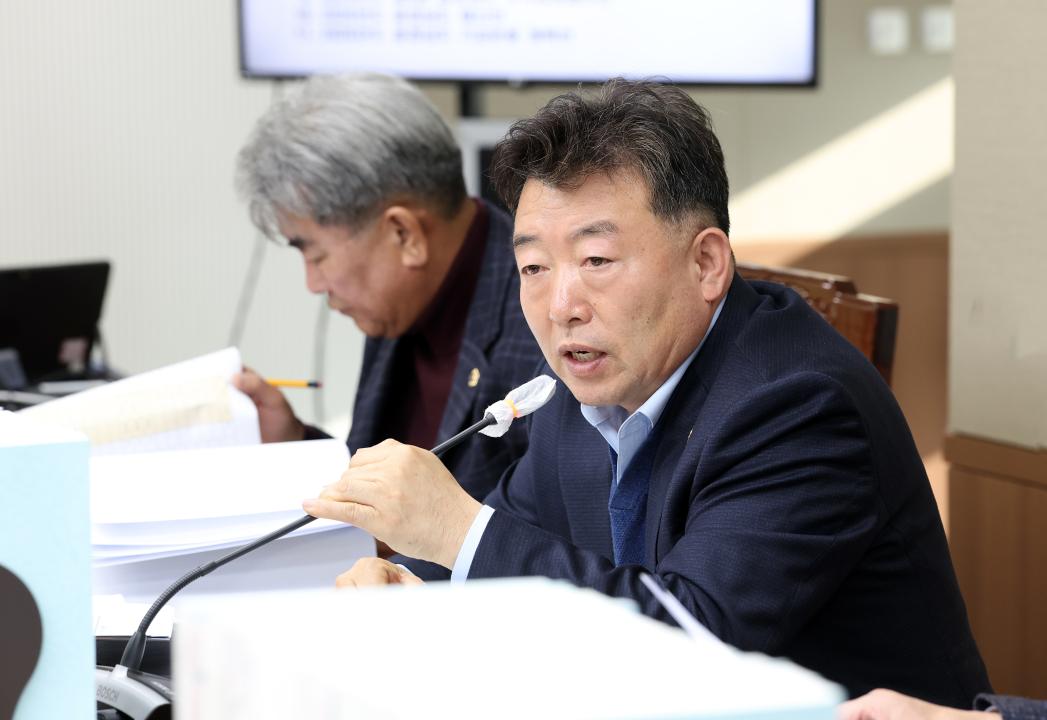 '제362회 정례회 제2차 농수산해양위원회' 게시글의 사진(87) '1202_오인환 의원06.jpg'