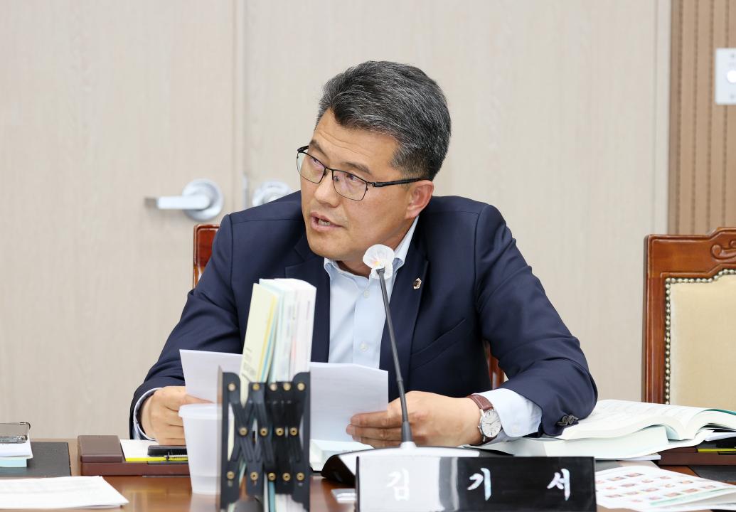'제358회 임시회 예산결산특별위원회' 게시글의 사진(92) '250417_제358회 임시회 예산결산특별위원회_144.JPG'
