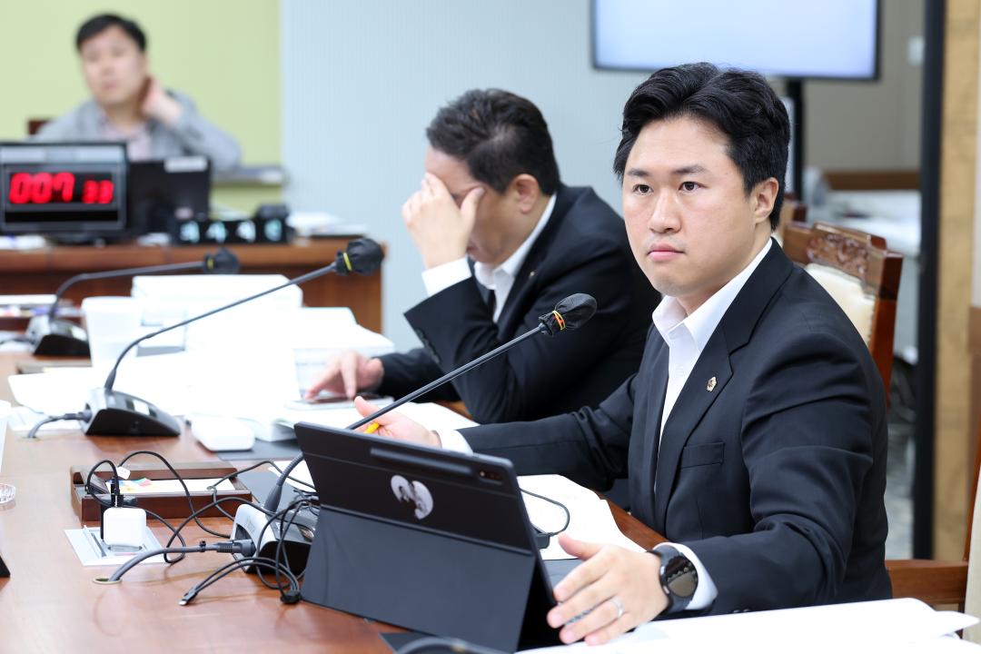 '제360회 임시회 제1차 기획경제위원회' 게시글의 사진(54) '0716_기경위59.jpg'