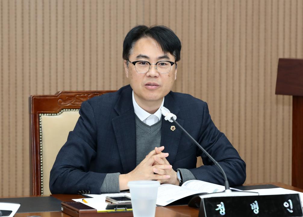 '충남연구원 원장 후보자 인사청문특별위원회 제1차' 게시글의 사진(10) '250217_충남연구원장 후보자 인사청문특위 1차_11.JPG'