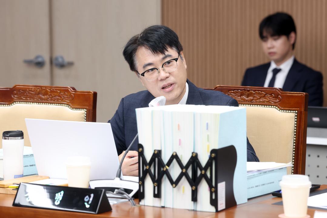 '제362회 정례회 제3차 보건복지환경위원회' 게시글의 사진(34) '1128_보건복지환경위원회39.jpg'