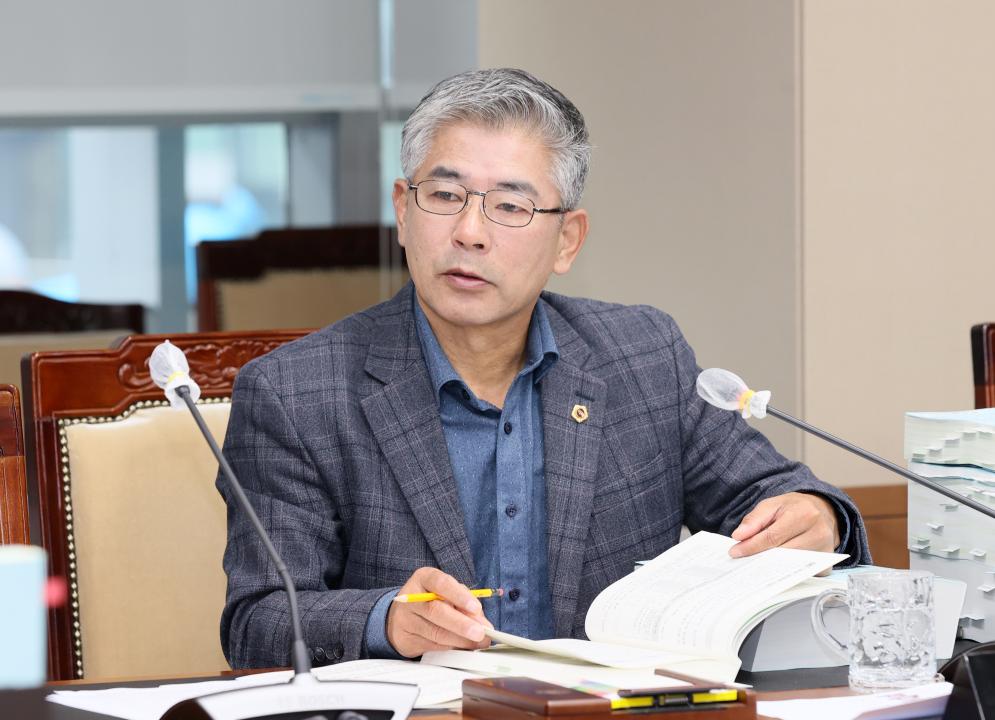 '제362회 정례회 제2차 건설소방위원회' 게시글의 사진(31) '251127_제2차 건설소방위원회_42.JPG'