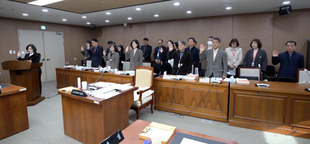 '제362회 정례회 행정사무감사 보건복지환경위원회' 게시글의 사진(8) '1117_제362회 정례회 행정사무감사 보건복지환경위원회_6-2.jpg'