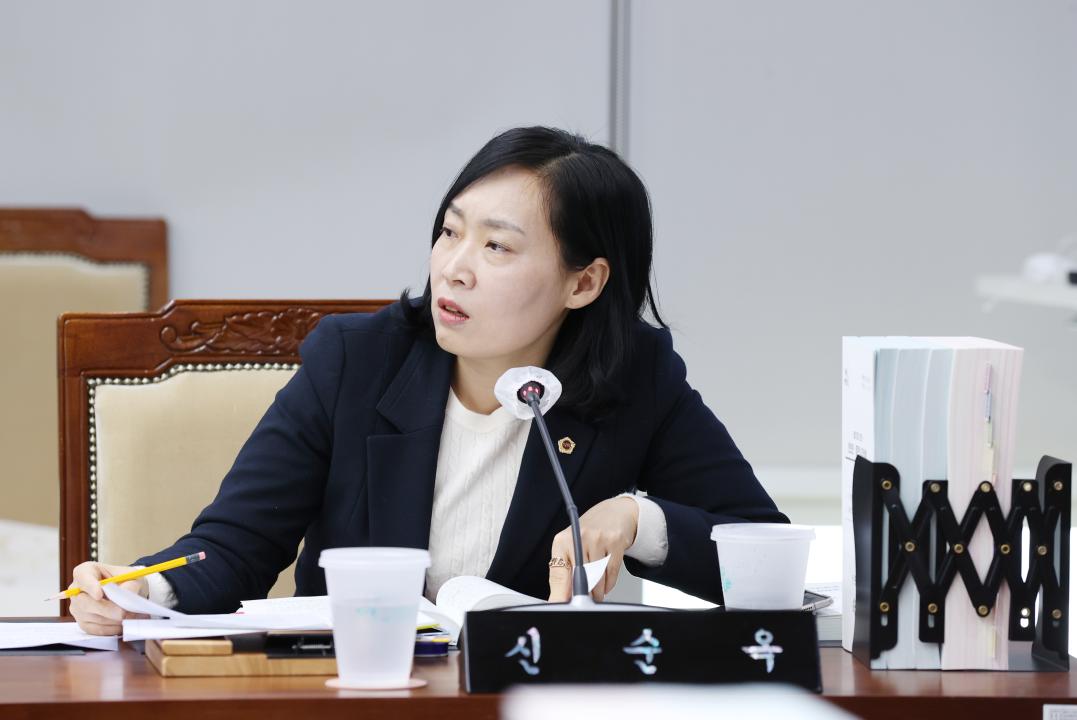 '제357회 임시회 제3차 보건복지환경위원회' 게시글의 사진(13) '250207_제357회 임시회 제3차 보건복지환경위원회 (26).JPG'