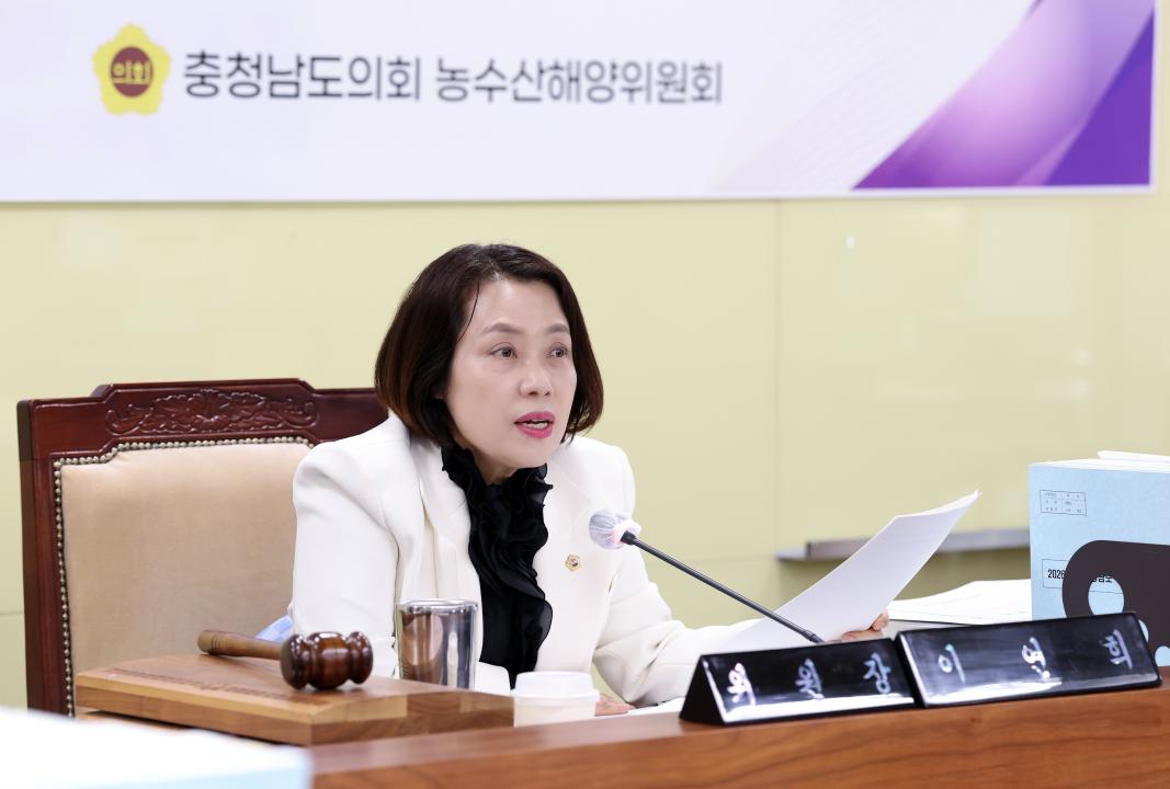 '제362회 정례회 제2차 농수산해양위원회' 게시글의 사진(12) '1202_이연희 위원장15.jpg'