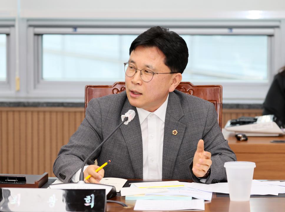 '제358회 임시회 예산결산특별위원회' 게시글의 사진(48) '250417_제358회 임시회 예산결산특별위원회_74.JPG'