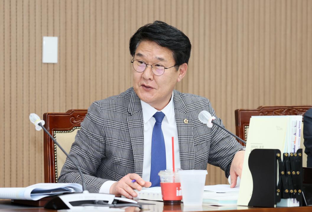 '제358회 임시회 예산결산특별위원회' 게시글의 사진(72) '250417_제358회 임시회 예산결산특별위원회_123.JPG'