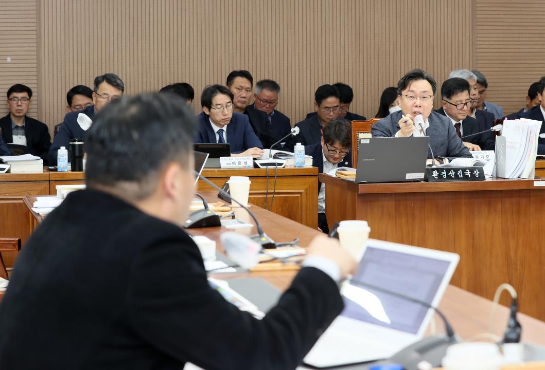 '제362회 정례회 행정사무감사 보건복지환경위원회' 게시글의 사진(20) '251114_제362회 정례회 행정사무감사 보건복지환경위원회_25.JPG'