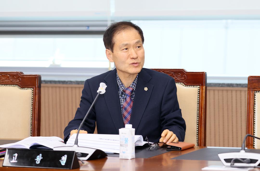 '제2차 충청남도 2045 탄소중립·녹색성장 실현을 위한 특별위원회' 게시글의 사진(29) '250421_2045탄소중립 녹생성장 특위_49.JPG'