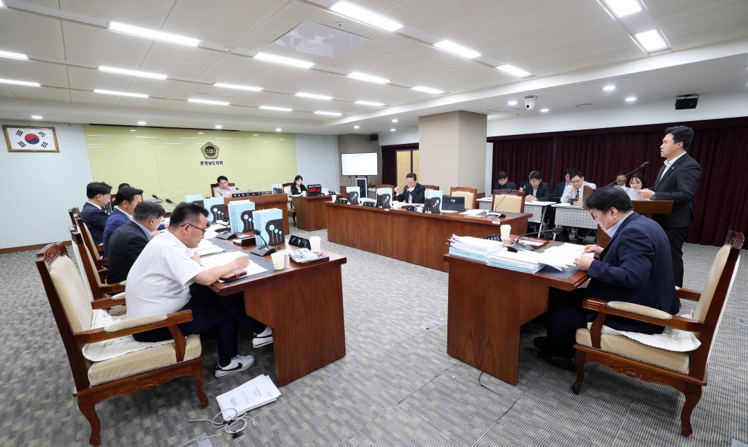 '제361회 임시회 제3차 기획경제위원회' 게시글의 사진(26) '0905_기경위08.jpg'