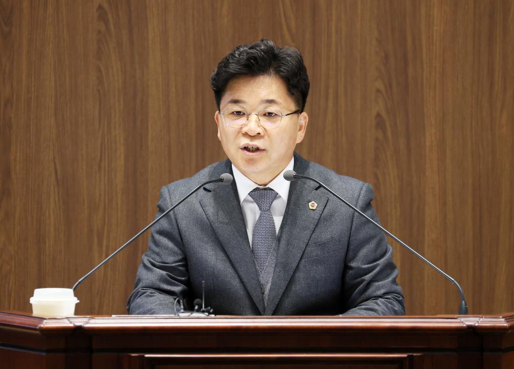 '제362회 정례회 제4차 본회의 김민수 의원 5분발언' 게시글의 사진(2) '251215_제362회 정례회 제4차 본회의 김민수 의원 5분발언_05.JPG'