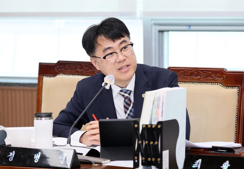 '제358회 임시회 예산결산특별위원회' 게시글의 사진(80) '250417_제358회 임시회 예산결산특별위원회_132.JPG'