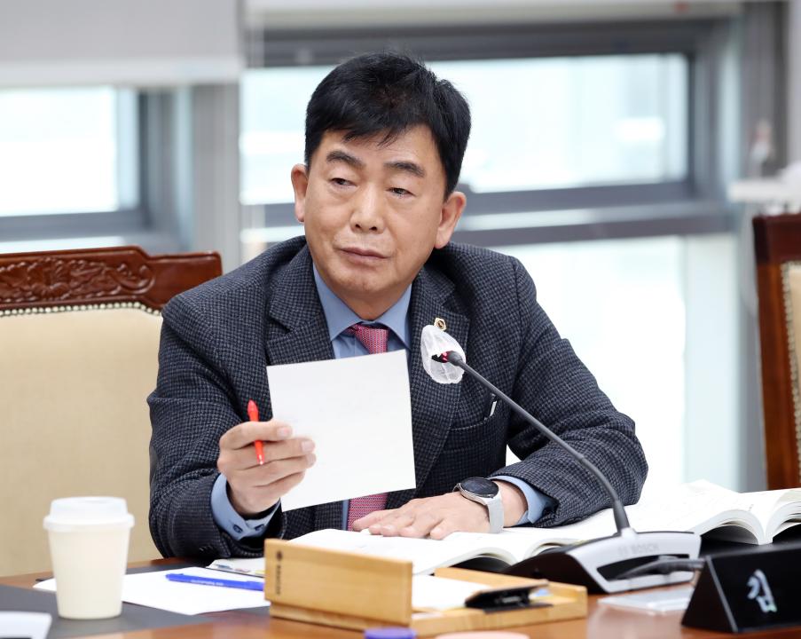 '제362회 정례회 행정사무감사 보건복지환경위원회' 게시글의 사진(24) '1117_제362회 정례회 행정사무감사 보건복지환경위원회_22.jpg'