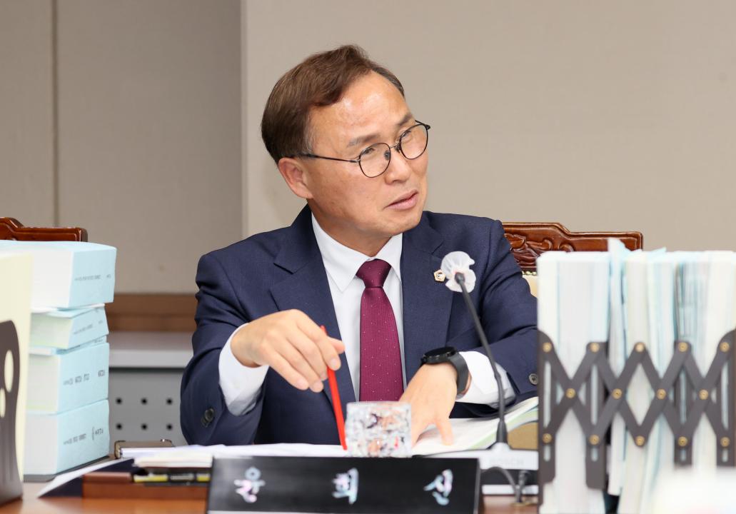'제362회 정례회 제2차 건설소방위원회' 게시글의 사진(37) '251127_제2차 건설소방위원회_50.JPG'