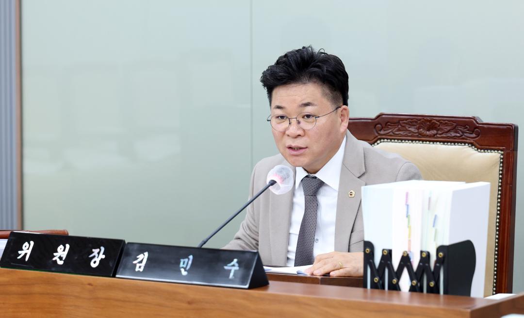 '제357회 임시회 제2차 보건복지환경위원회' 게시글의 사진(7) '0206_보건복지환경위원회13.jpg'