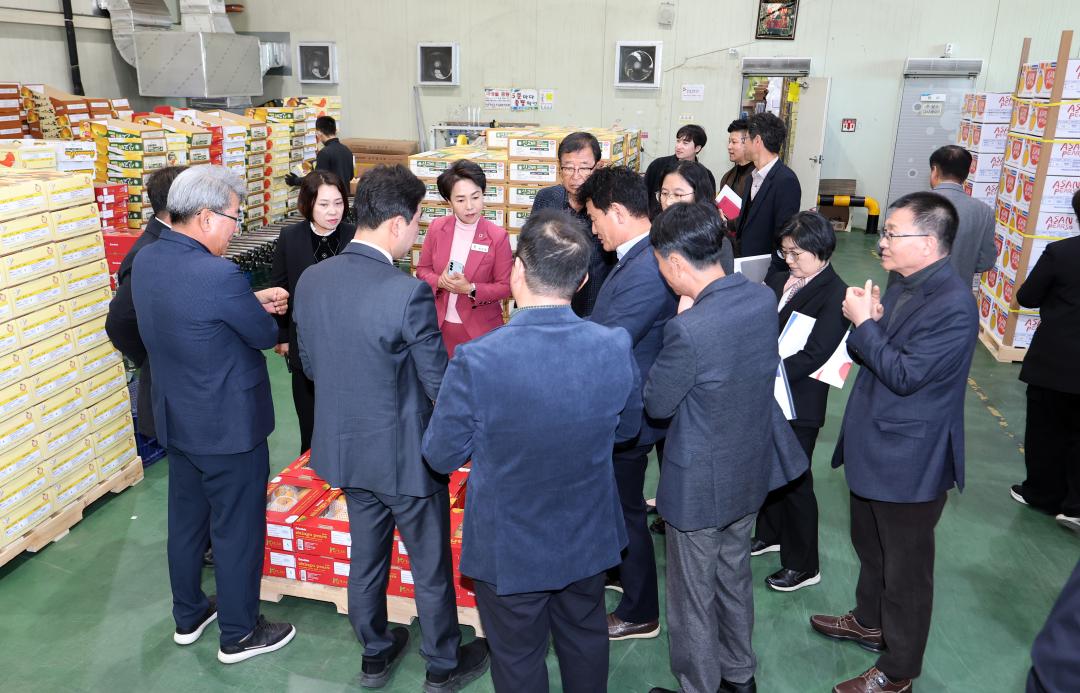 '제362회 정례회 농수산해양위원회 현장 방문' 게시글의 사진(115) '1114_농수산해양위원회 농협 현장방문35.jpg'