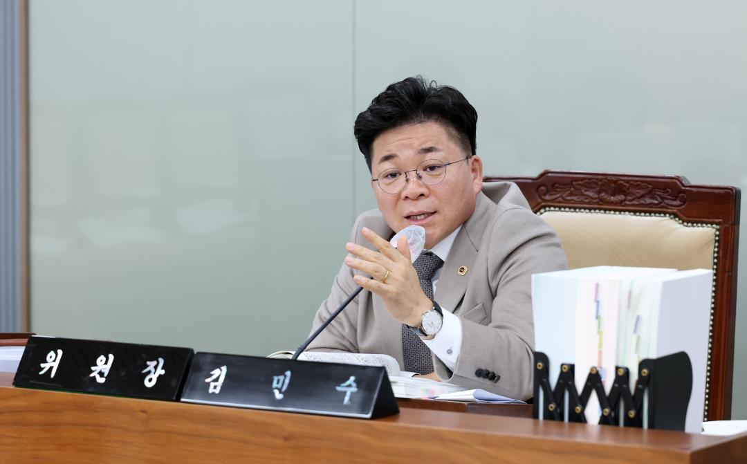 '제357회 임시회 제2차 보건복지환경위원회' 게시글의 사진(15) '0206_보건복지환경위원회21.jpg'