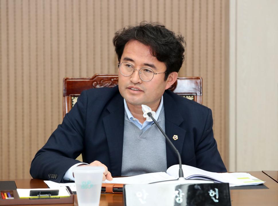 '충남연구원 원장 후보자 인사청문특별위원회 제1차' 게시글의 사진(14) '250217_충남연구원장 후보자 인사청문특위 1차_15.JPG'