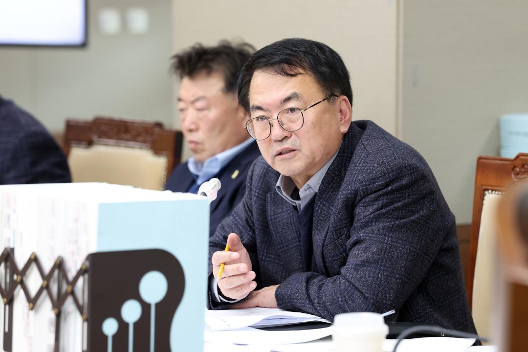 '제362회 정례회 제2차 농수산해양위원회' 게시글의 사진(102) '1202_편삼범 의원10.jpg'