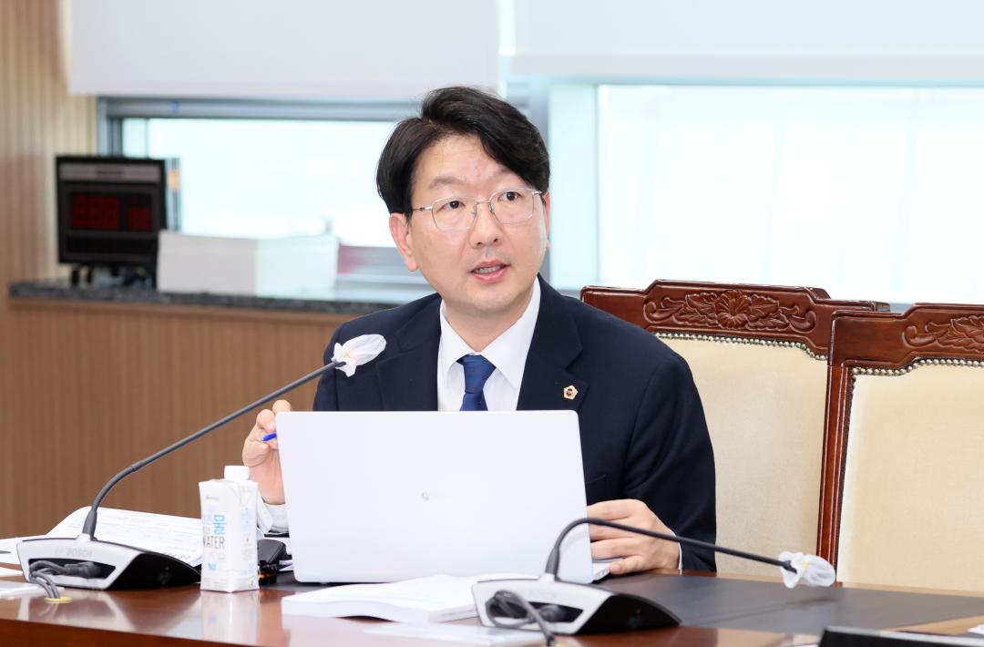 '제2차 충청남도 2045 탄소중립·녹색성장 실현을 위한 특별위원회' 게시글의 사진(20) '250421_2045탄소중립 녹생성장 특위_30.JPG'