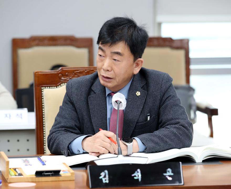 '제362회 정례회 행정사무감사 보건복지환경위원회' 게시글의 사진(23) '1117_제362회 정례회 행정사무감사 보건복지환경위원회_21.jpg'