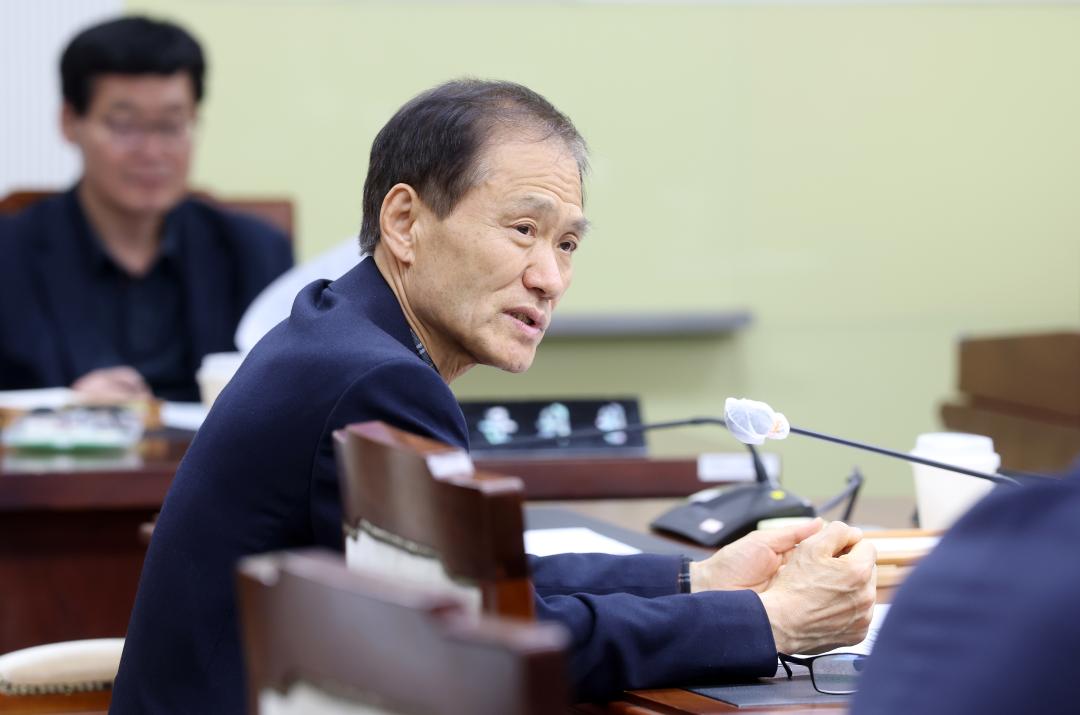 '충청남도 인삼약초산업 활성화를 위한 특별위원회' 게시글의 사진(37) '1125_인삼약초 특위41.jpg'