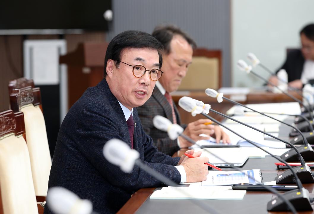 '충청남도 공주의료원 원장 후보자 인사청문회' 게시글의 사진(27) '250214_공주의료원장 후보자 인사청문회_38.JPG'