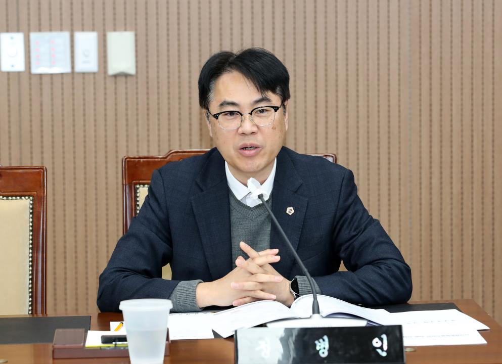 '충남연구원 원장 후보자 인사청문특별위원회 제1차' 게시글의 사진(11) '250217_충남연구원장 후보자 인사청문특위 1차_12.JPG'
