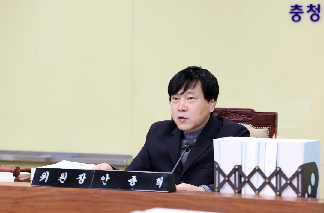 '제362회 정례회 제3차 기획경제위원회' 게시글의 사진(5) '1203_기획경제위원회15.jpg'