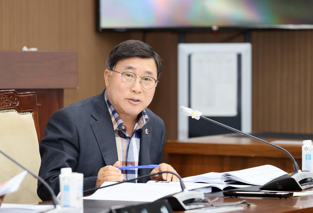 '제2차 충청남도 2045 탄소중립·녹색성장 실현을 위한 특별위원회' 게시글의 사진(24) '250421_2045탄소중립 녹생성장 특위_38.JPG'