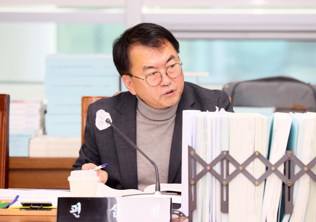 '제362회 정례회 제3차 농수산해양위원회' 게시글의 사진(24) '251203_제3차 농수산해양위원회_26.JPG'