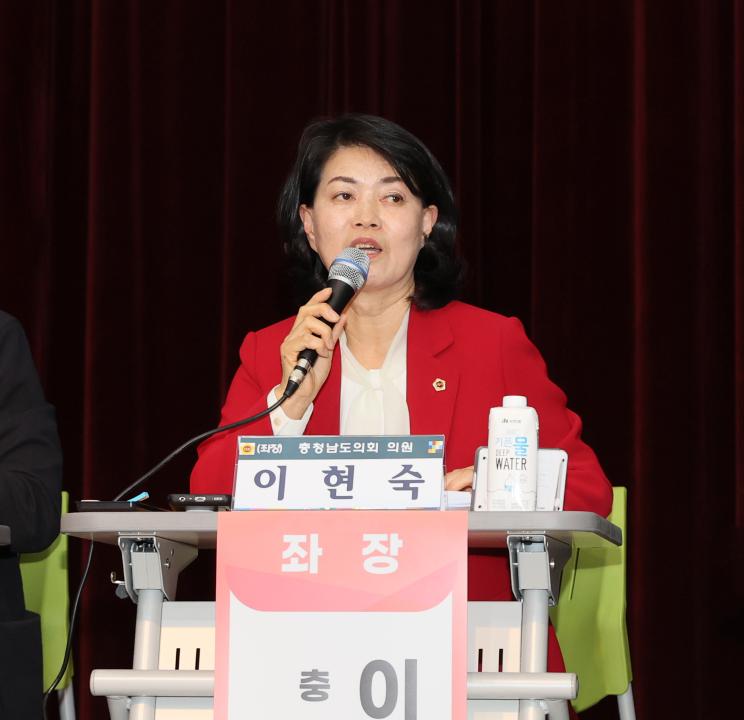 '이현숙 의원 충남 소상공인 및 골목상권 활성화 방안 마련 의정토론회' 게시글의 사진(49) '250502_이현숙 의원 소상공인 활성화 의정토론회_63.JPG'