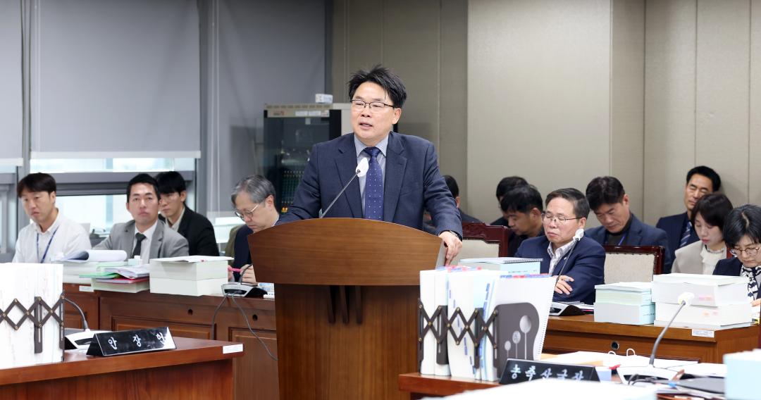 '제362회 정례회 제2차 농수산해양위원회' 게시글의 사진(114) '1202_이정삼 농축산국장05.jpg'