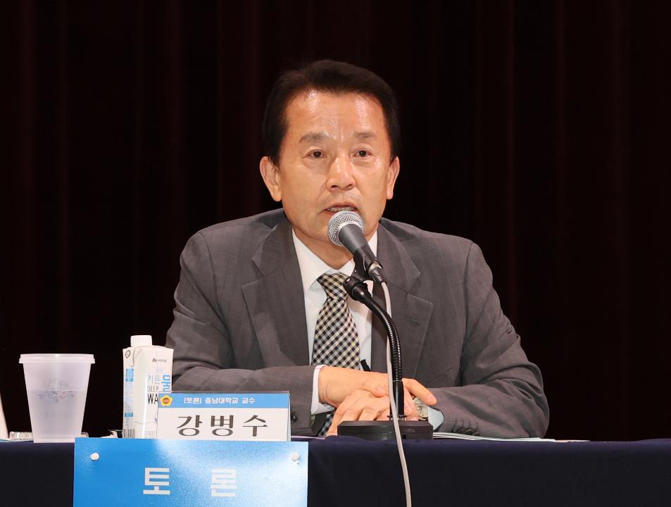'신영호 의원 충남대전 행정통합 충청권 상생협력강화 전략 마련을 위한 의정토론회' 게시글의 사진(43) '250430_신영호 의원 충청권 상생협력 의정토론회_60.JPG'