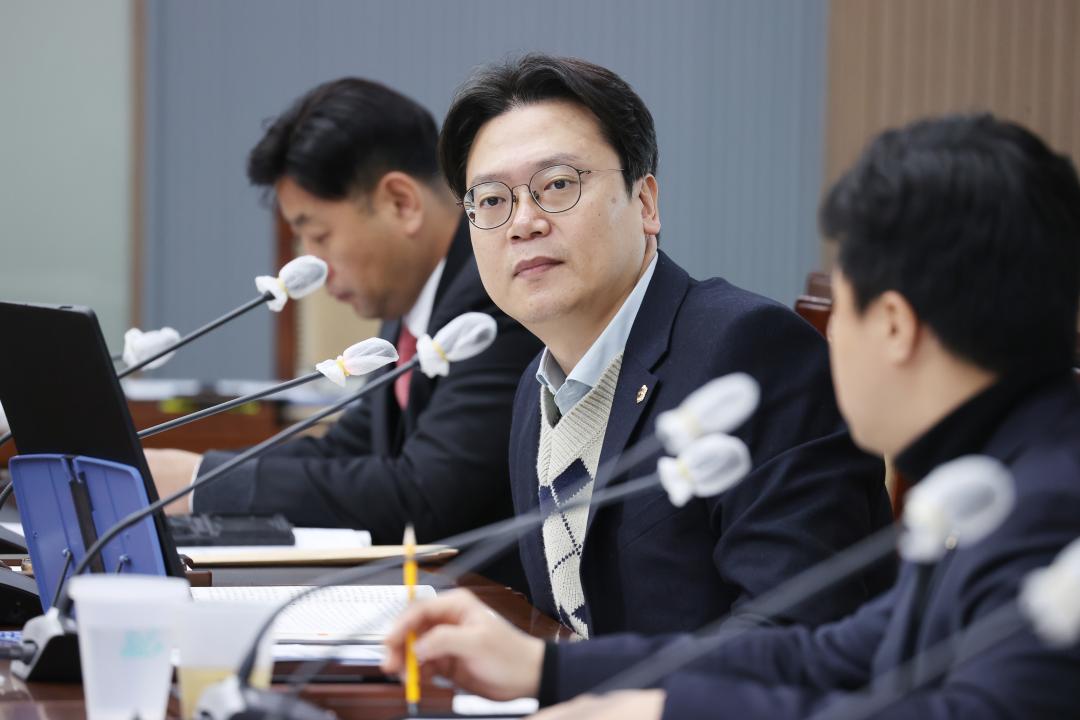 '재단법인 충남연구원 원장 후보자 인사청문특별위원회' 게시글의 사진(18) '250224_충남연구원장 후보자 인사청문특별위원회 (16).JPG'