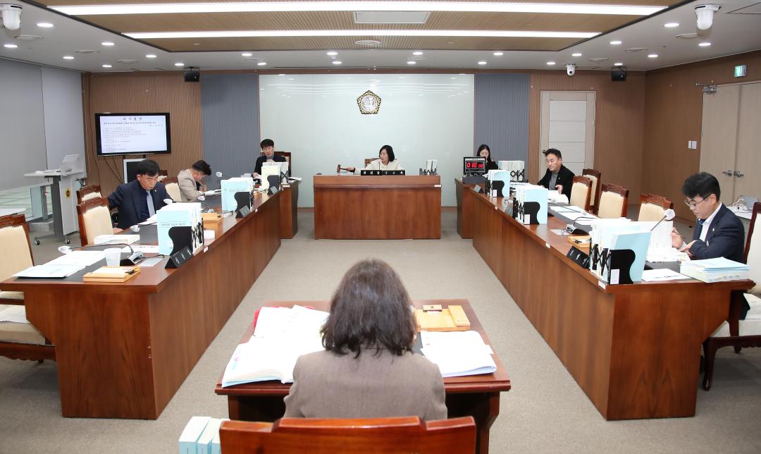 '제356회 정례회 제2차 보건복지환경위원회' 게시글의 사진(2) '241129_제356회 정례회 보복환위_03.JPG'