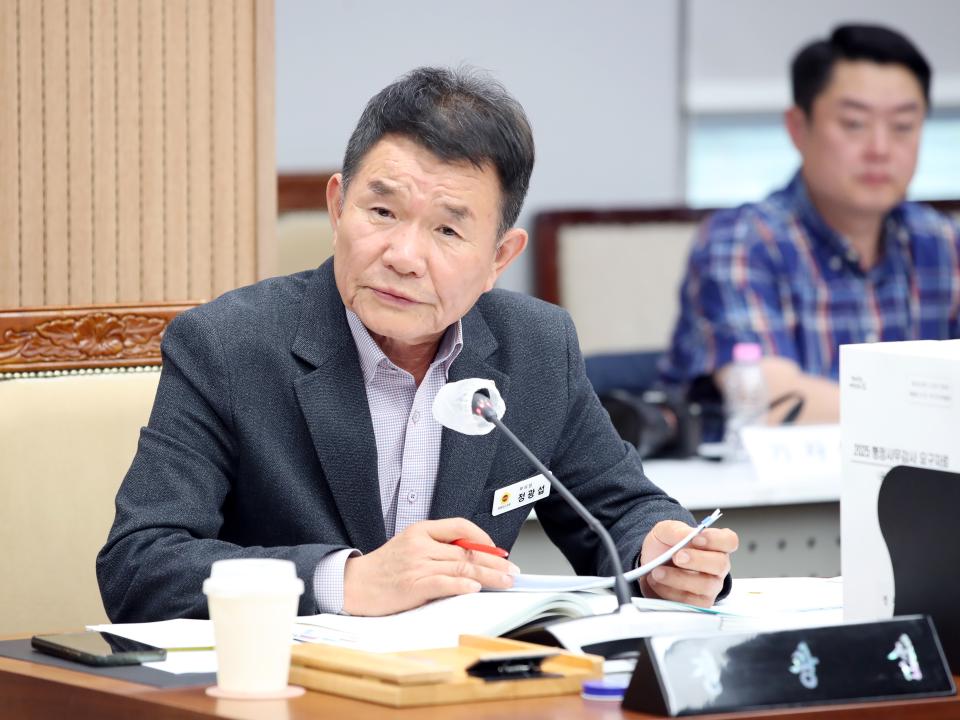 '제362회 정례회 행정사무감사 보건복지환경위원회' 게시글의 사진(8) '1113_제362회 정례회 행정사무감사 보건복지환경위원회_8.jpg'