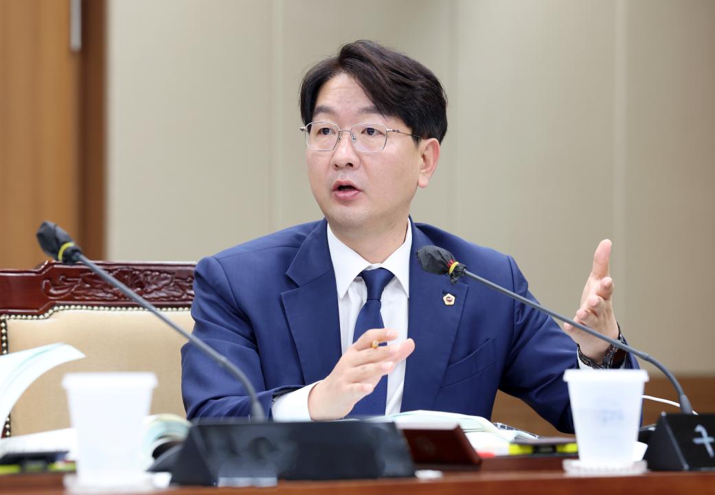 '제360회 임시회 제1차 기획경제위원회' 게시글의 사진(32) '0716_기경위45.jpg'