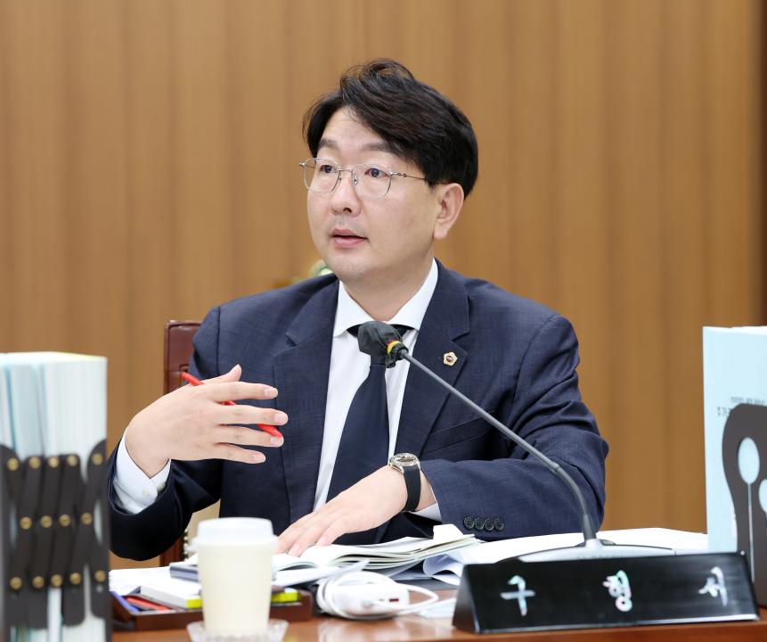 '제361회 임시회 제3차 기획경제위원회' 게시글의 사진(10) '0905_기경위22.jpg'