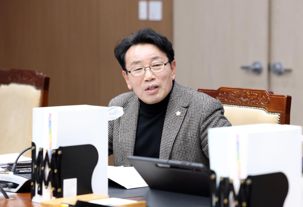 '제357회 임시회 제2차 보건복지환경위원회' 게시글의 사진(54) '0206_보건복지환경위원회63.jpg'