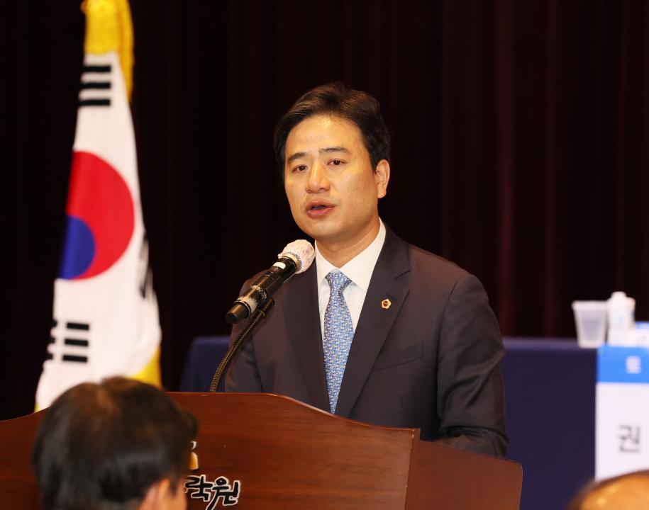 '신영호 의원 충남대전 행정통합 충청권 상생협력강화 전략 마련을 위한 의정토론회' 게시글의 사진(14) '250430_신영호 의원 충청권 상생협력 의정토론회_14.JPG'