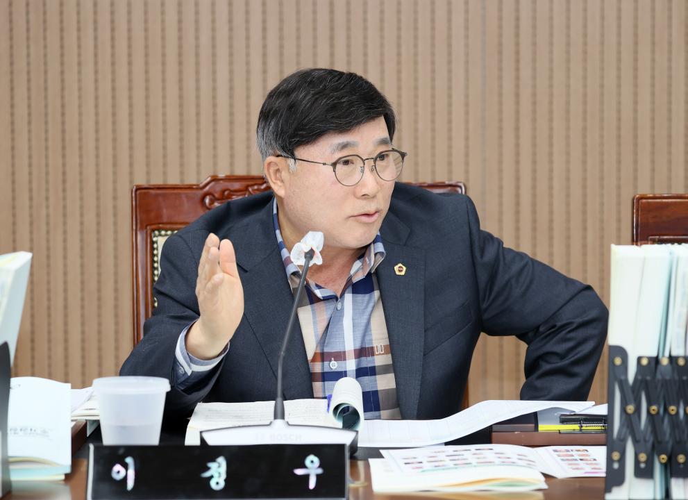 '제358회 임시회 예산결산특별위원회' 게시글의 사진(35) '250417_제358회 임시회 예산결산특별위원회_48.JPG'