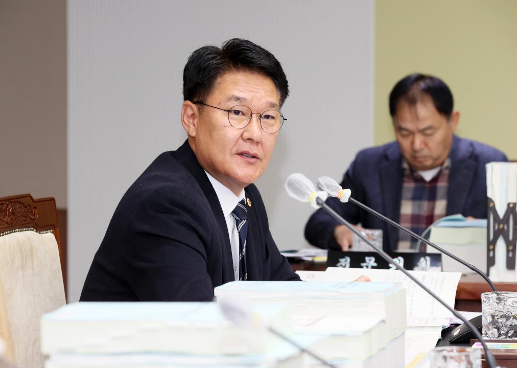 '제362회 정례회 제2차 건설소방위원회' 게시글의 사진(18) '251127_제2차 건설소방위원회_24.JPG'