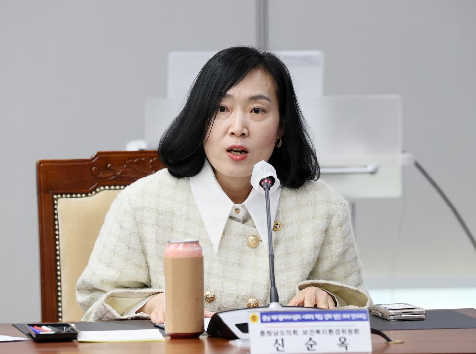 '김민수 의원 충남 폐기물처리시설의 사회적 책임 강화 방안 모색 연구모임' 게시글의 사진(26) '250320_김민수 의원 폐기물처리설 사회적 책임 강화 연구모임_37.JPG'