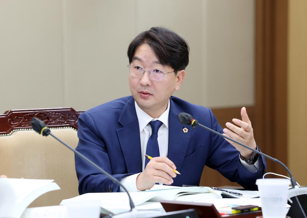 '제360회 임시회 제1차 기획경제위원회' 게시글의 사진(33) '0716_기경위46.jpg'