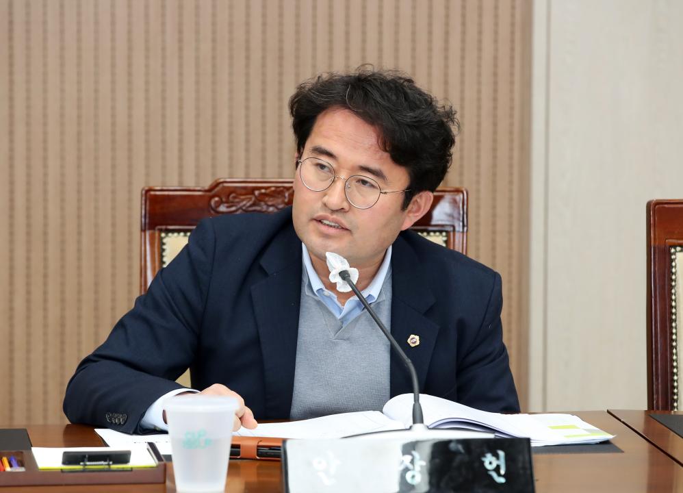'충남연구원 원장 후보자 인사청문특별위원회 제1차' 게시글의 사진(15) '250217_충남연구원장 후보자 인사청문특위 1차_16.JPG'