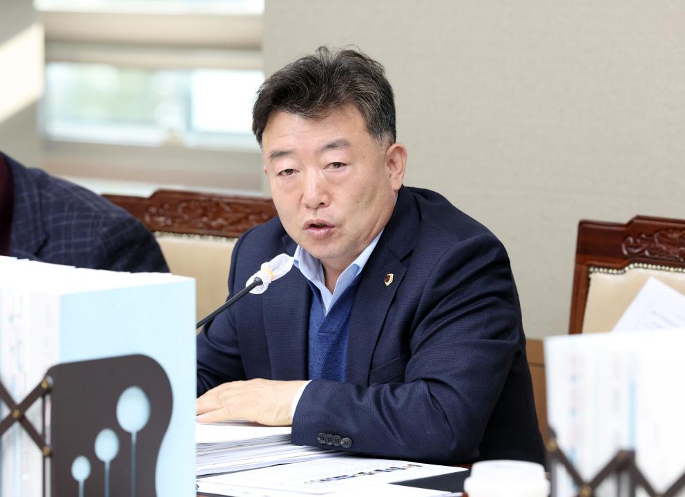 '제362회 정례회 제2차 농수산해양위원회' 게시글의 사진(84) '1202_오인환 의원03.jpg'