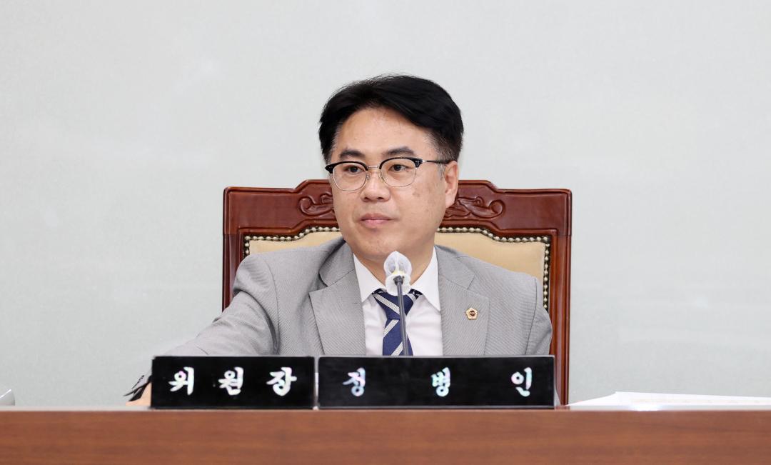 '제2차 충청남도 2045 탄소중립·녹색성장 실현을 위한 특별위원회' 게시글의 사진(11) '250421_2045탄소중립 녹생성장 특위_10.JPG'