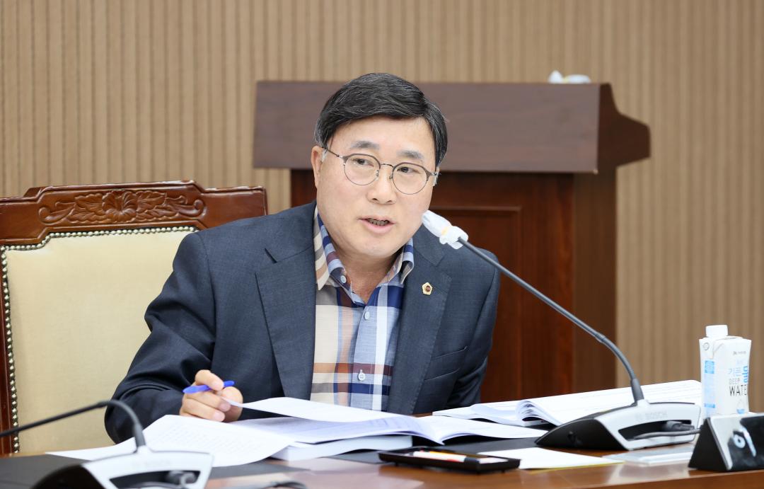 '제2차 충청남도 2045 탄소중립·녹색성장 실현을 위한 특별위원회' 게시글의 사진(26) '250421_2045탄소중립 녹생성장 특위_41.JPG'